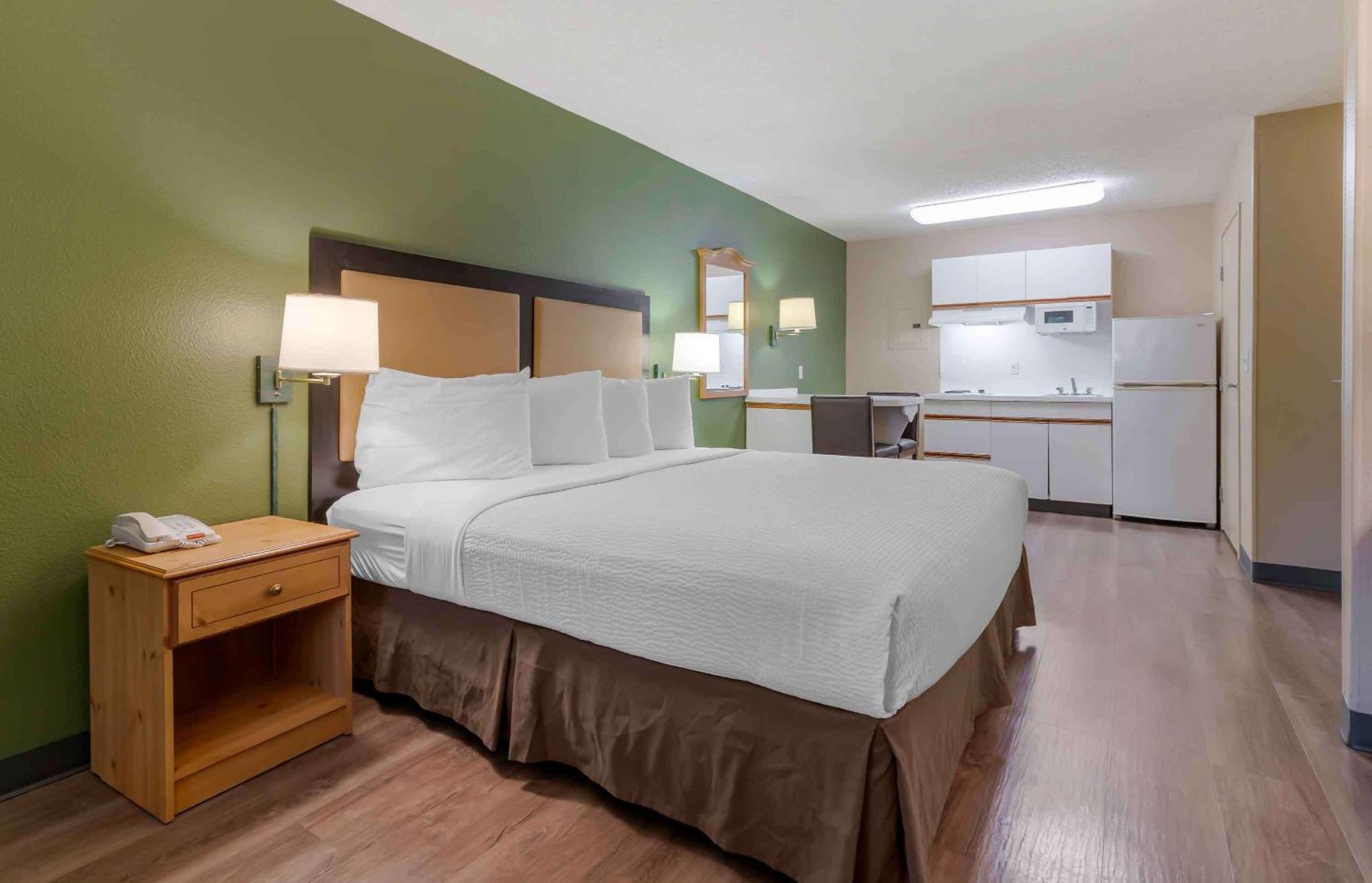 Extended America Select - - Southside - St Johns Towne Ctr Hotel